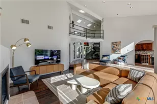 1078 Hillside Vw, New Braunfels, TX 78132 - Photo 7