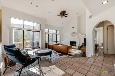 1078 Hillside View, New Braunfels, TX 78132 - Photo 3
