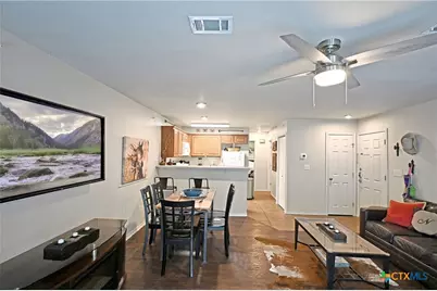 730 E Mather Street #J-301, New Braunfels, TX 78130 - Photo 5