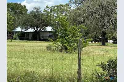 725 Post Oak Road, Goliad, TX 77963 - Photo 7