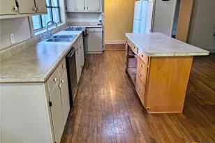 725 Post Oak Rd, Goliad, TX 77963 - Photo 11