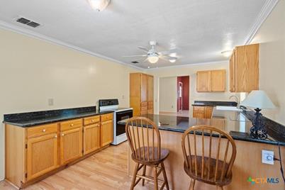 850 Ewelling Lane, New Braunfels, TX 78130 - Photo 9