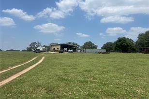 2700 Cr 400 Rd, Yoakum, TX 77995 - Photo 9