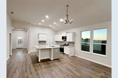 301 Cobblestone Court, Victoria, TX 77904 - Photo 37