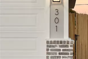 301 Cobble Stone Ct, Victoria, TX 77904 - Photo 3