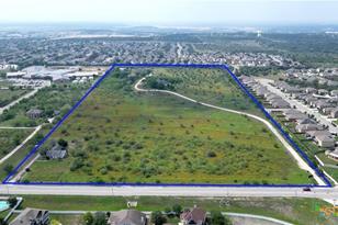 2501 Green Valley Rd, Cibolo, TX 78108 - Photo 1