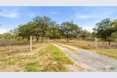 6421 Fm 1117, Seguin, TX 78155 - Photo 3