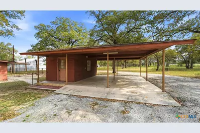 6421 Fm 1117, Seguin, TX 78155 - Photo 5