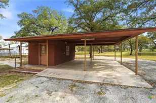 6421 FM1117, Seguin, TX 78155 - Photo 5