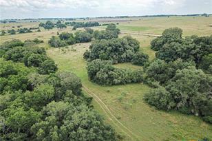 000 County Road 240, Hallettsville, TX 77964 - Photo 15