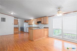 2158 Terminal Loop Rd, Mcqueeney, TX 78123 - Photo 9