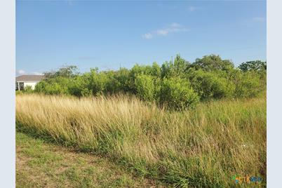 704 W Toledo Avenue, Seadrift, TX 77983 - Photo 5