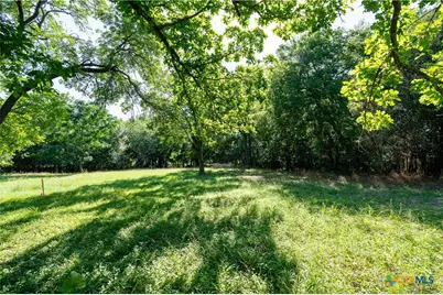 505 N Commerce Street, Lockhart, TX 78644 - Photo 7