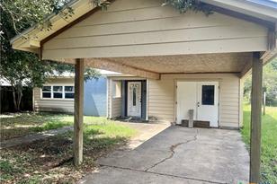 305 E Second St, Cuero, TX 77954 - Photo 1