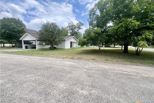 1902 N McLeod St, Cuero, TX 77954 - Photo 17