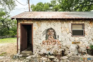 1218 Oakwood Loop, Wimberley, TX 78676 - Photo 35