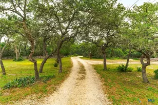 1218 Oakwood Loop, Wimberley, TX 78676 - Photo 9
