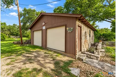 1218 Oakwood Loop, Wimberley, TX 78676 - Photo 33