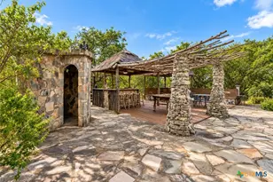 1218 Oakwood Loop, Wimberley, TX 78676 - Photo 25