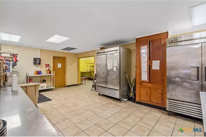 4202 N Navarro Street, Victoria, TX 77901 - Photo 39
