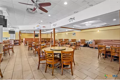4202 N Navarro Street, Victoria, TX 77901 - Photo 11