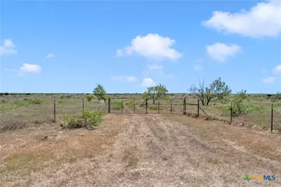 10600 County Road 210, Bertram, TX 78605 - Photo 7
