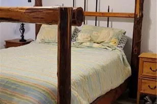 1012 W Denver Ave, Seadrift, TX 77983 - Photo 11