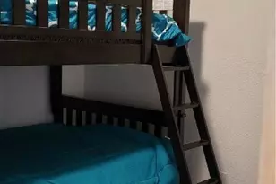 1012 W Denver Ave, Seadrift, TX 77983 - Photo 13