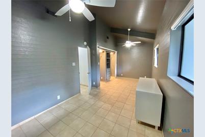 906 Lakeview Trail, Mcqueeney, TX 78123 - Photo 7