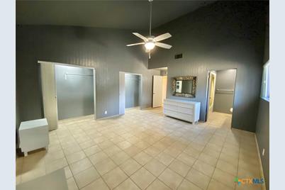 906 Lakeview Trail, Mcqueeney, TX 78123 - Photo 9