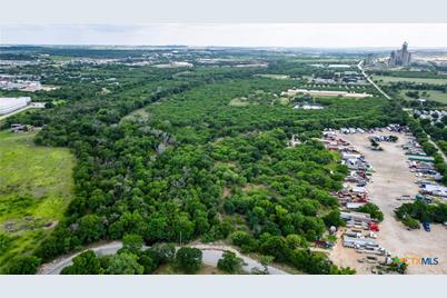 1903 Wald Road, New Braunfels, TX 78132 - Photo 13