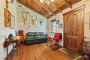 544 Alfred Henke Rd, Fredericksburg, TX 78624 - Photo 15