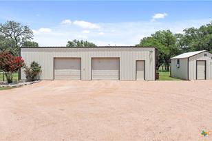 544 Alfred Henke Rd, Fredericksburg, TX 78624 - Photo 5