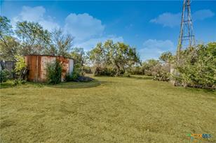 000 County Rd 145, Kenedy, TX 78119 - Photo 5