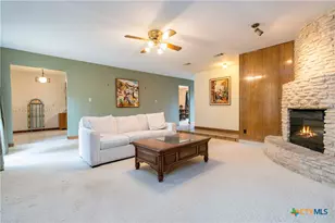 106 Kildeer Dr, Buda, TX 78610 - Photo 9