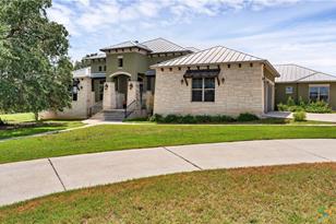 614 Battistrada, New Braunfels, TX 78132 - Photo 3