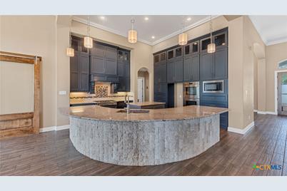 614 Battistrada, New Braunfels, TX 78132 - Photo 11