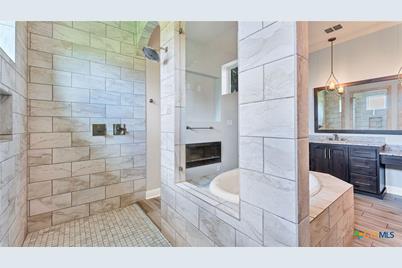 614 Battistrada, New Braunfels, TX 78132 - Photo 23