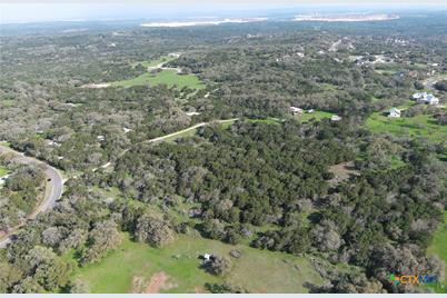 8205 Wegner Road, New Braunfels, TX 78132 - Photo 9