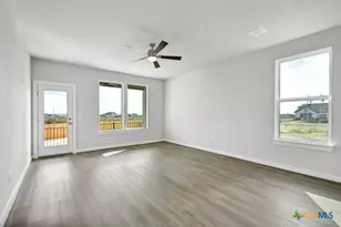 1510 Bluff Path, New Braunfels, TX 78130 - Photo 9