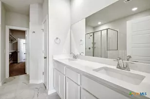 1510 Bluff Path, New Braunfels, TX 78130 - Photo 17