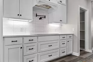 1134 Creekstone Trl, Seguin, TX 78155 - Photo 5