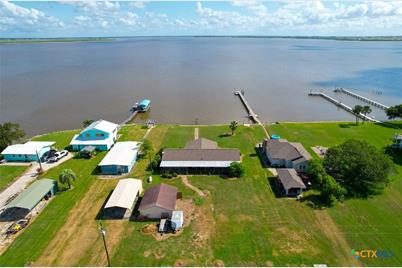 927 N Cr 307 Road, Port Alto, TX 77979 - Photo 19