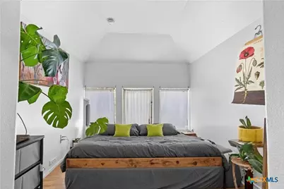 527 W San Antonio Street, San Marcos, TX 78666 - Photo 27