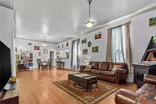 527 W San Antonio St, San Marcos, TX 78666 - Photo 7