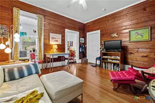 527 W San Antonio St, San Marcos, TX 78666 - Photo 39