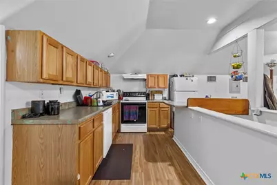 527 W San Antonio Street, San Marcos, TX 78666 - Photo 29