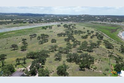 757 Pacific Place, Spring Branch, TX 78070 - Photo 3