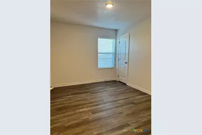 306 Dolphin Drive, Temple, TX 76501 - Photo 9