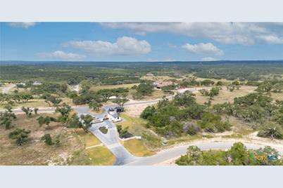 1622 Paradise Parkway, Canyon Lake, TX 78133 - Photo 9
